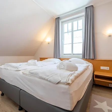 Strandvillen Binz - Ferienwohnung Mit 1 Schlafzimmer Und Balkon Ah-723 Exterior photo